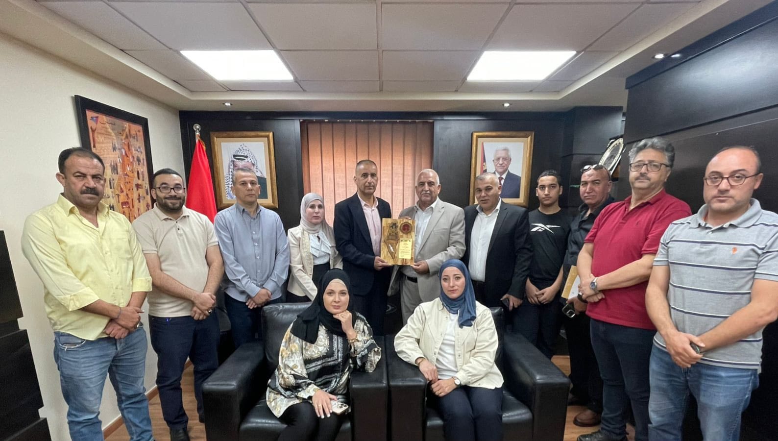 اللجنة المقدسية العليا لمتابعة ملف المخدرات تعقد اجتماعها وتبحث تعزيز الجهود التوعوية والرقابية